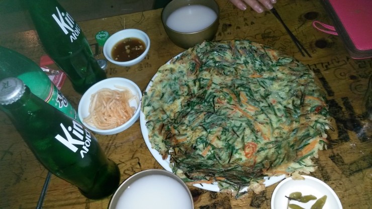 <부산 가야동> 저렴한 천탁!  부추전~